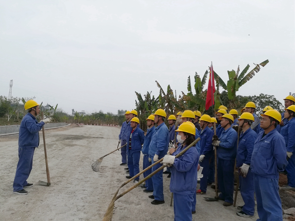1024-機(jī)建分廠黨、政、工、團(tuán)開展建設(shè)美好家園活動(dòng)。_副本.jpg